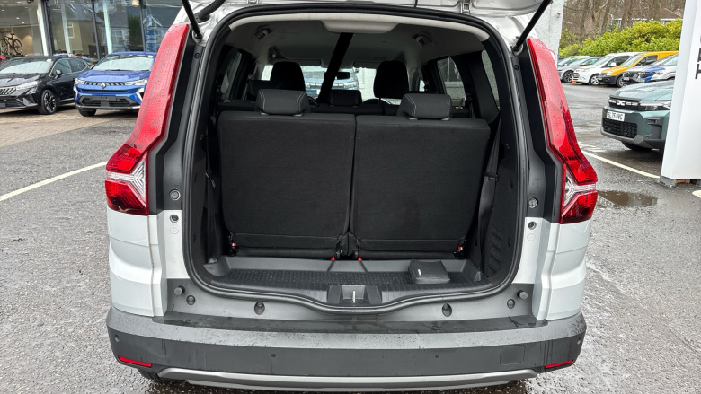 Dacia Jogger 1.0 TCe Extreme SE 5dr Petrol Estate